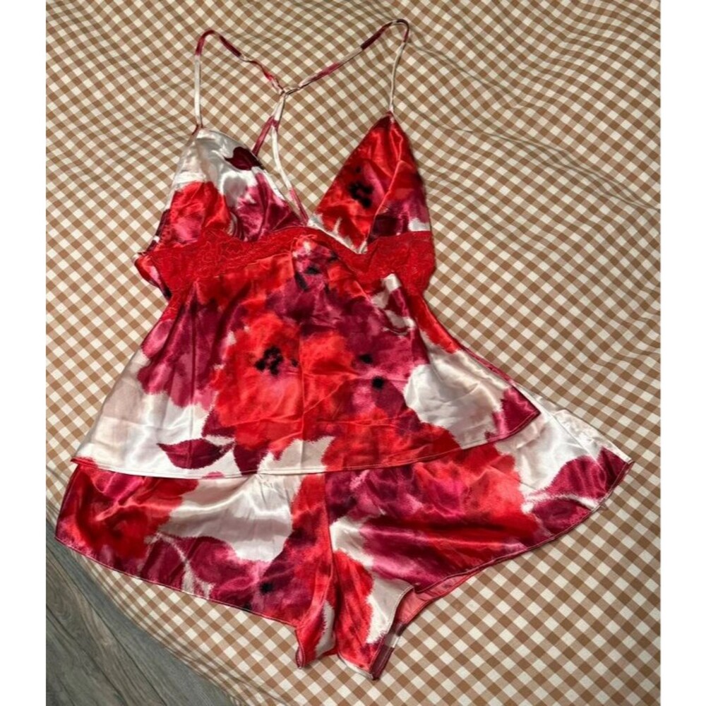 Vintage Linea Donatella Satin and Lace Pajama Set